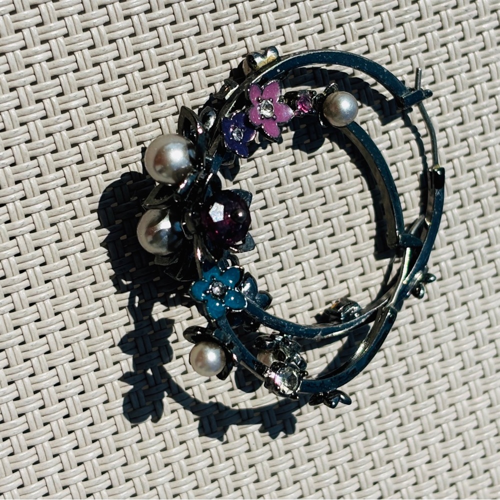 Juicy Couture Midnight Garden Hoops & Matching Second Hole Post Earrings